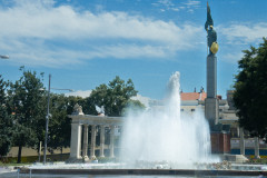 Eur